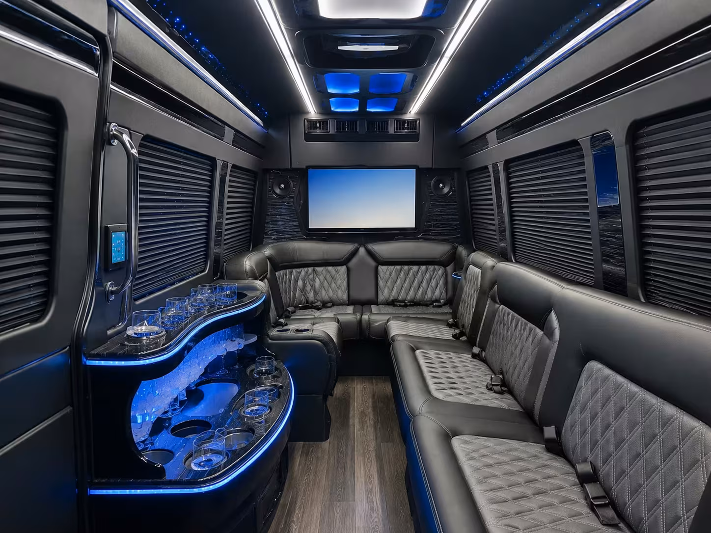 la mirada airport transportation