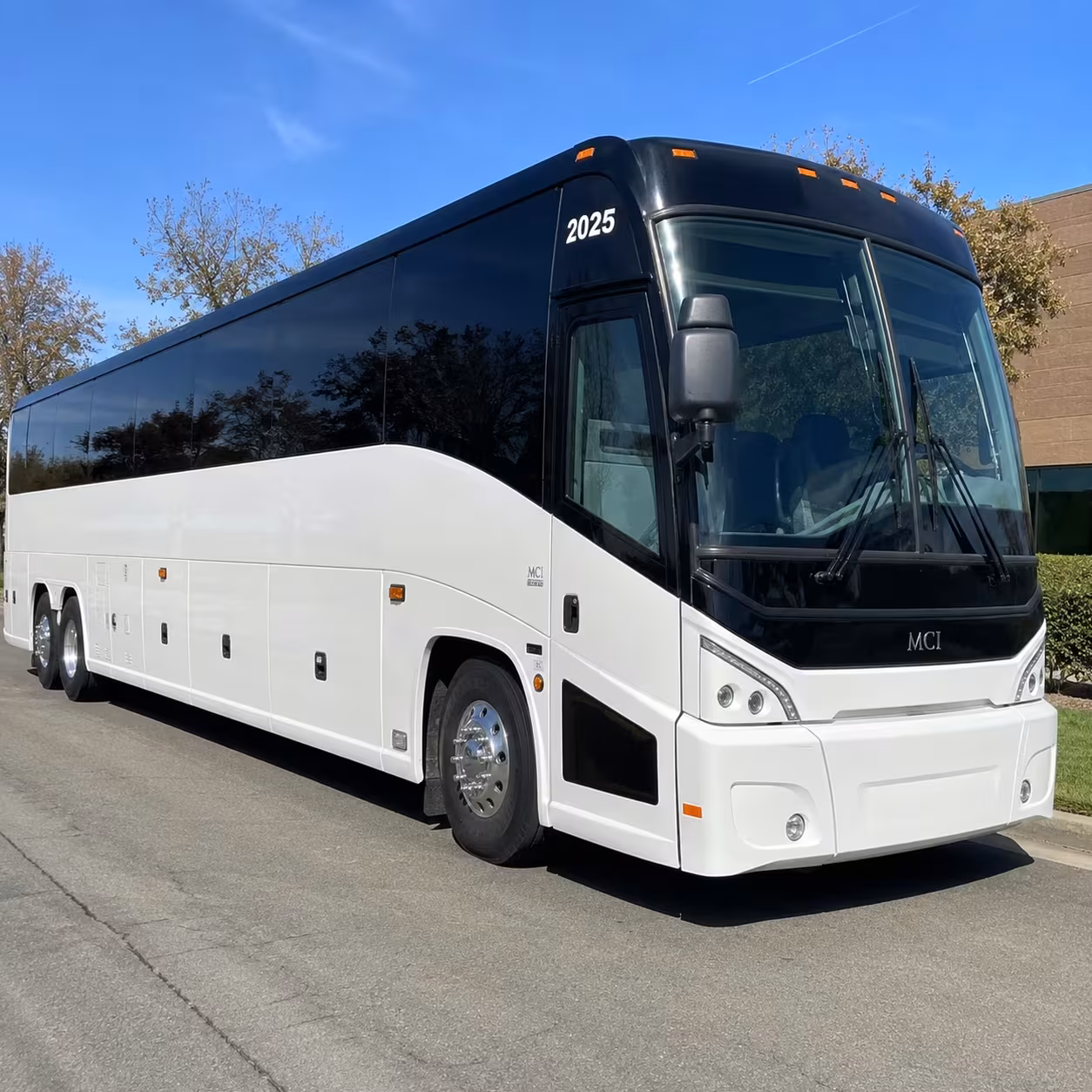 la mirada charter bus rentals for biola university events and retreats