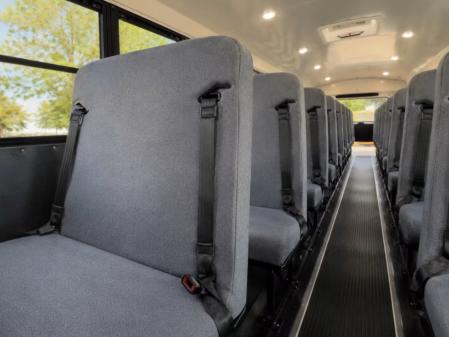 la mirada school bus rental
